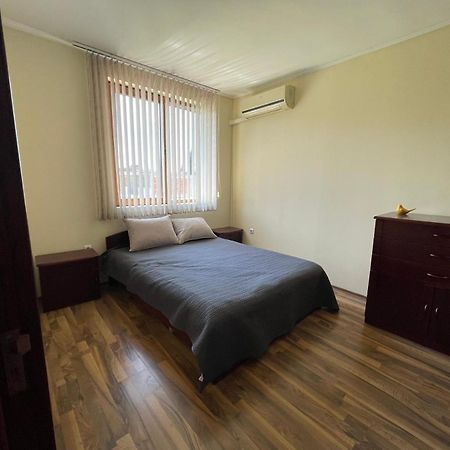 Private Apartments In Apolon Ravda Exterior photo