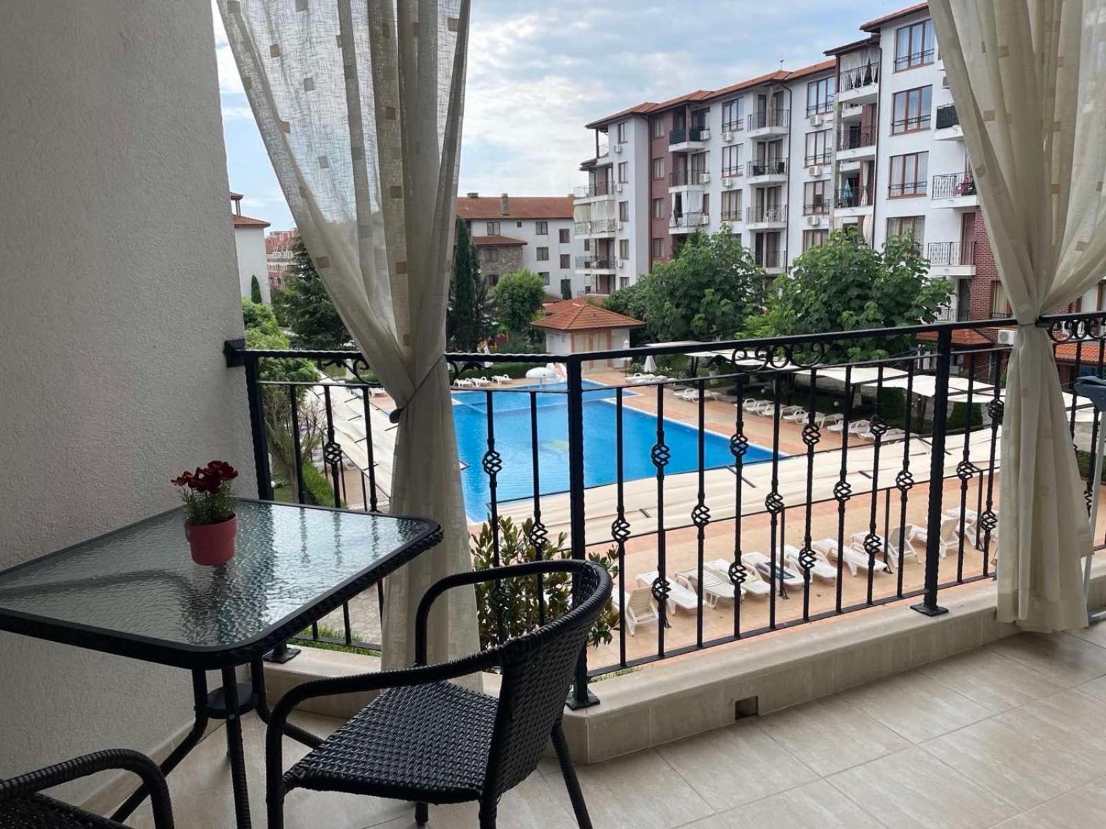 Private Apartments In Apolon Ravda Exterior photo